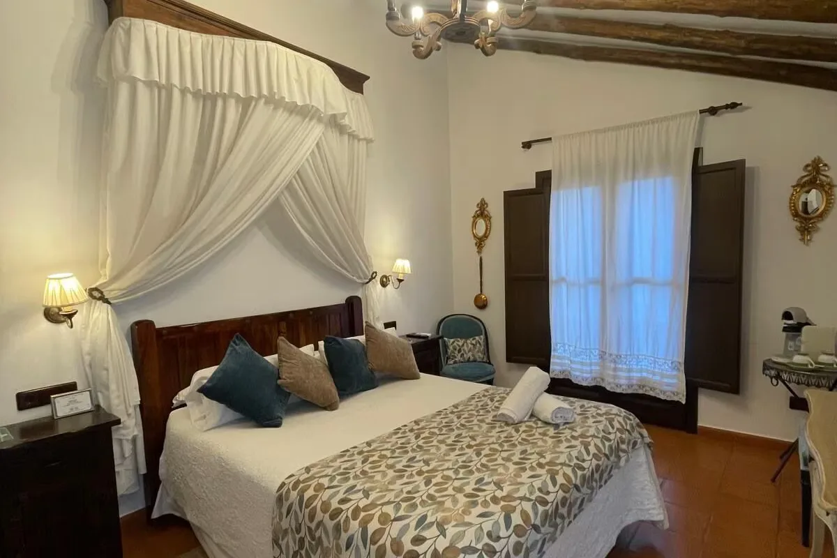 Comfort Double or Twin Room, City View
